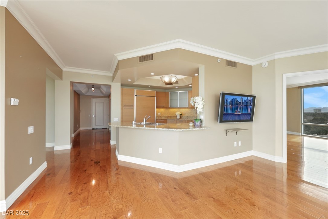 322 Karen Avenue 708