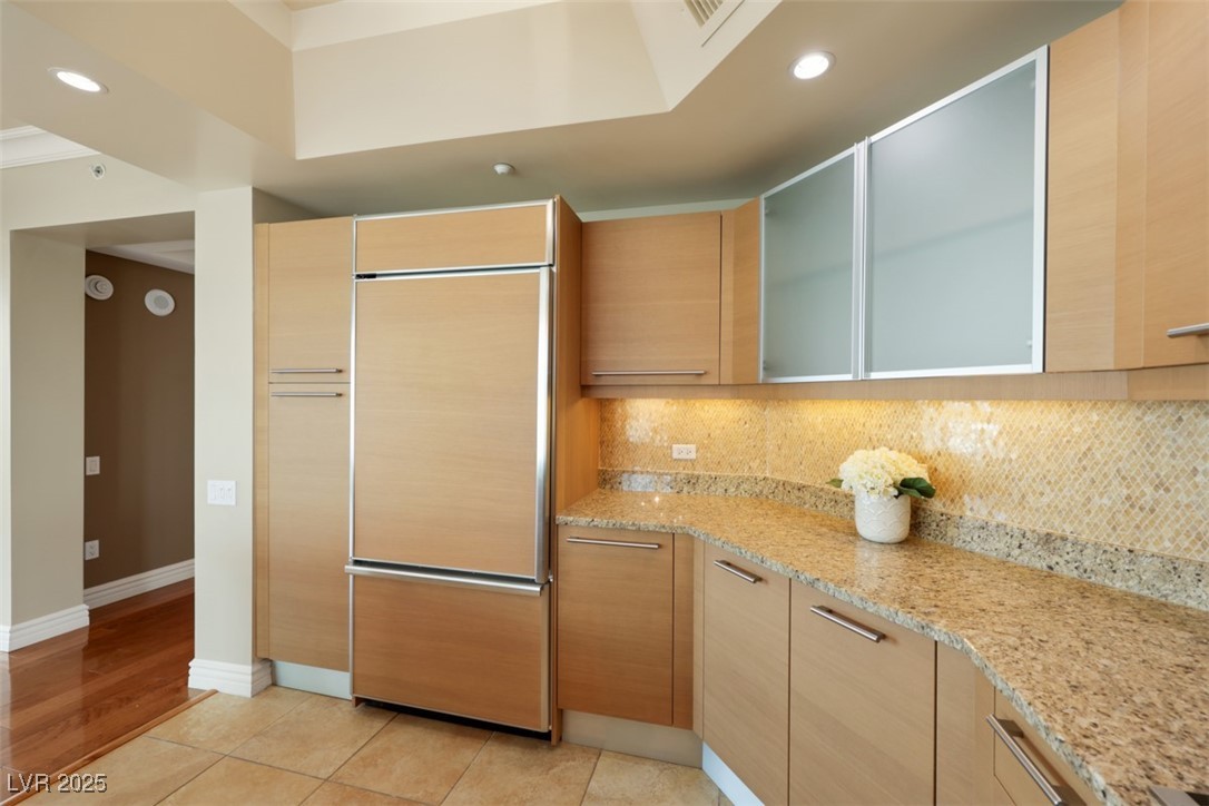 322 Karen Avenue 708