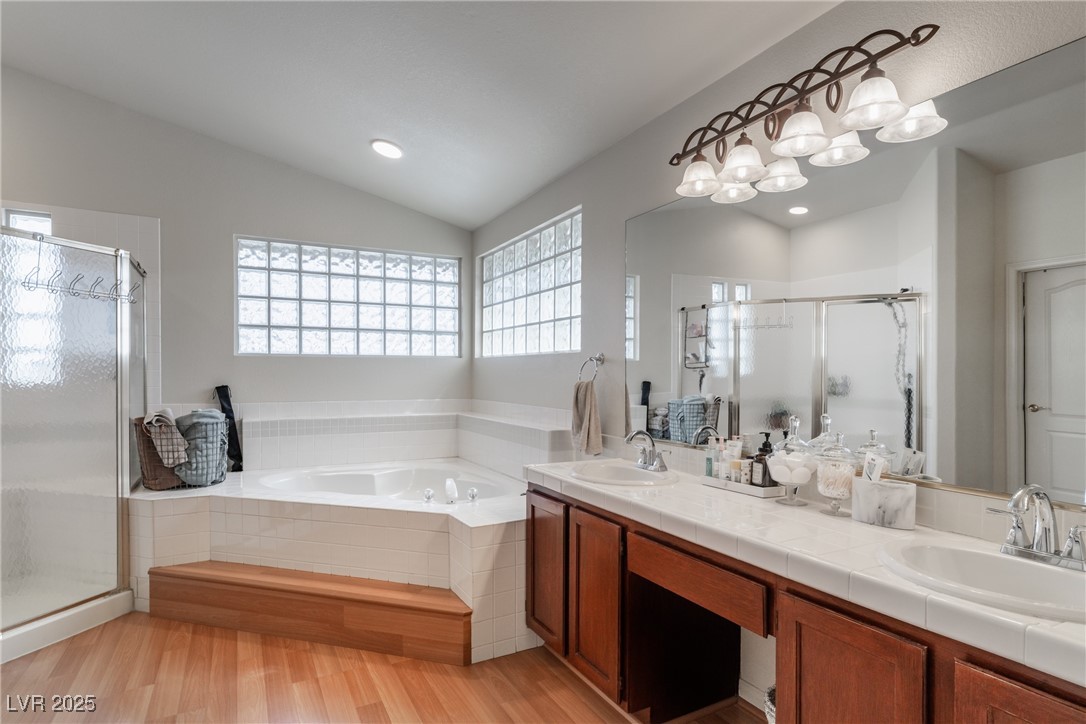 1521 Sun Copper Drive