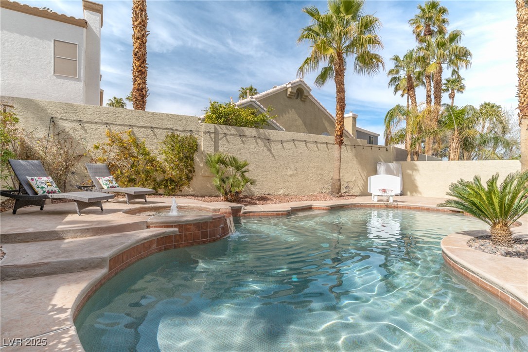 1521 Sun Copper Drive