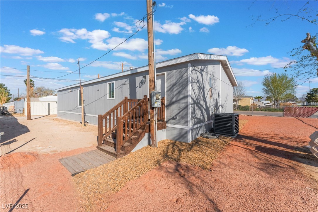 2241 Linn Lane