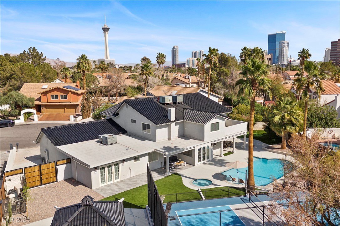1912 Calanda Court