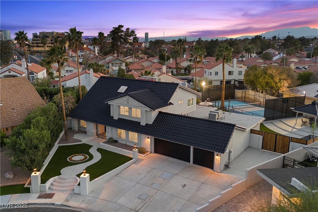 1912 Calanda Court