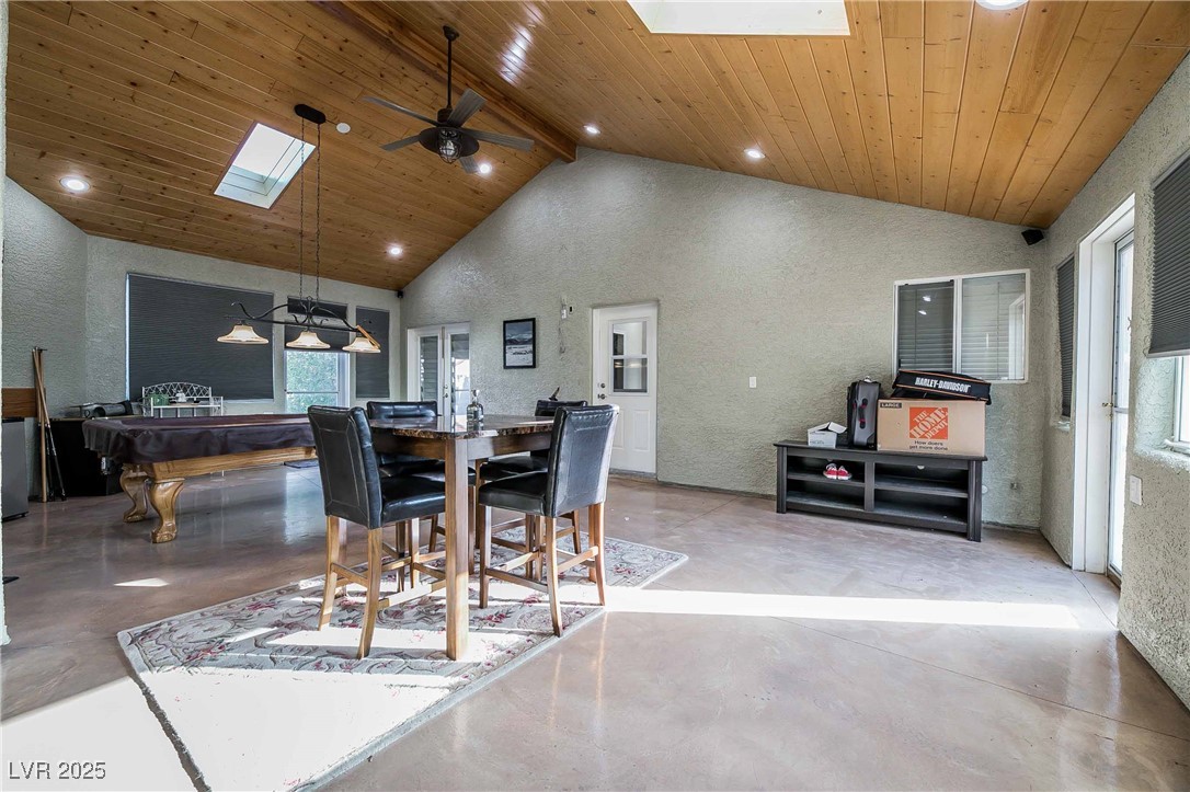 9480 Stange Avenue