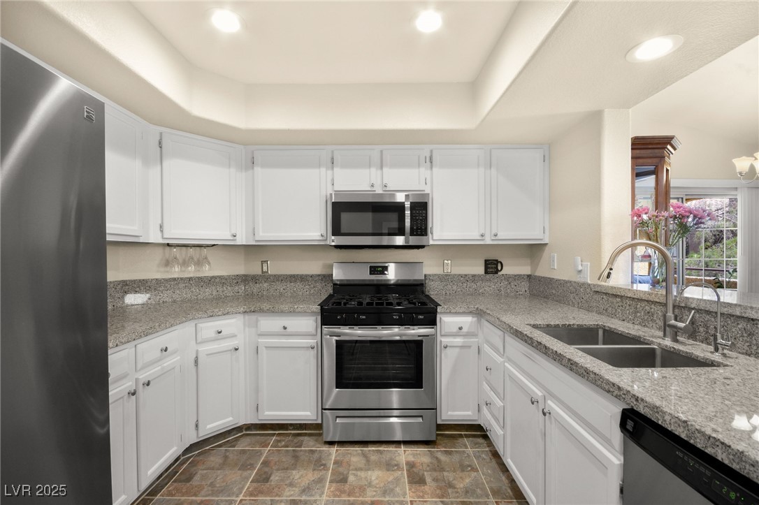 7950 West Flamingo Road 2142