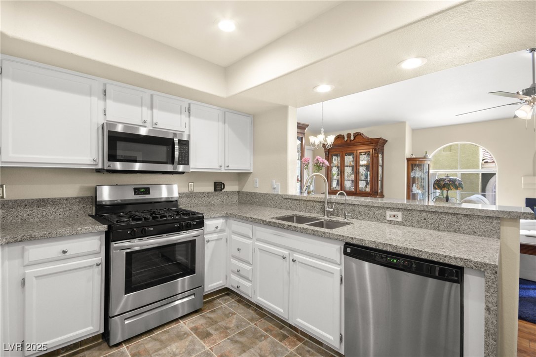 7950 West Flamingo Road 2142