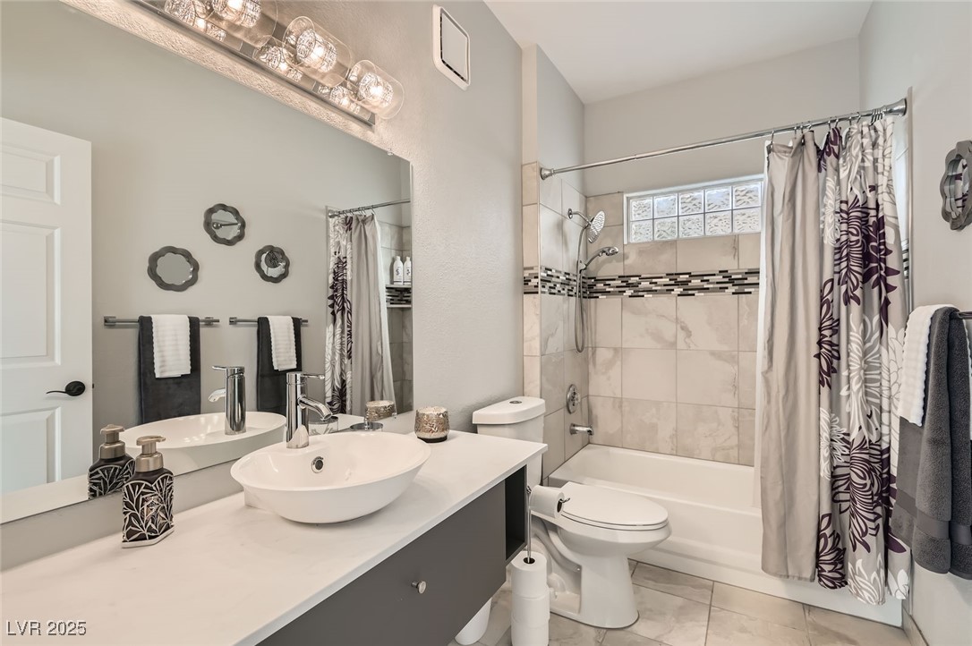 2975 Bluegrass Lane 412