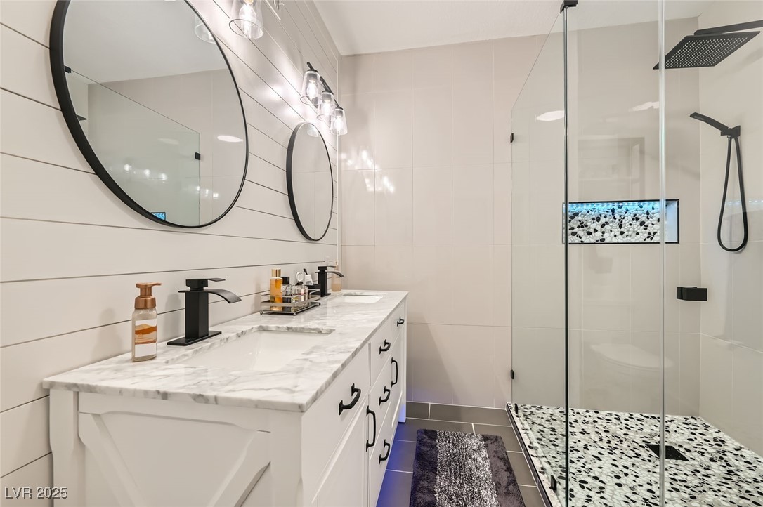 2975 Bluegrass Lane 412