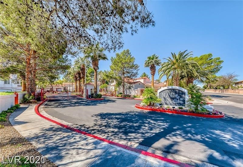 2975 Bluegrass Lane 412