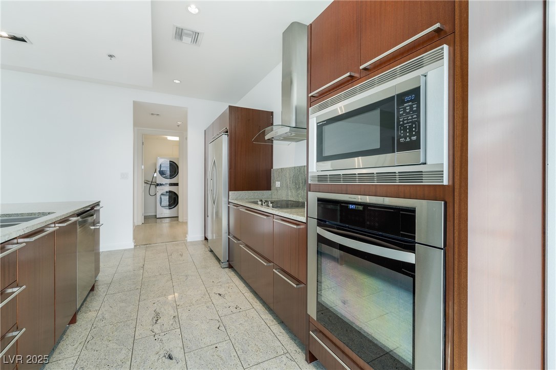 4471 Dean Martin Drive 1207