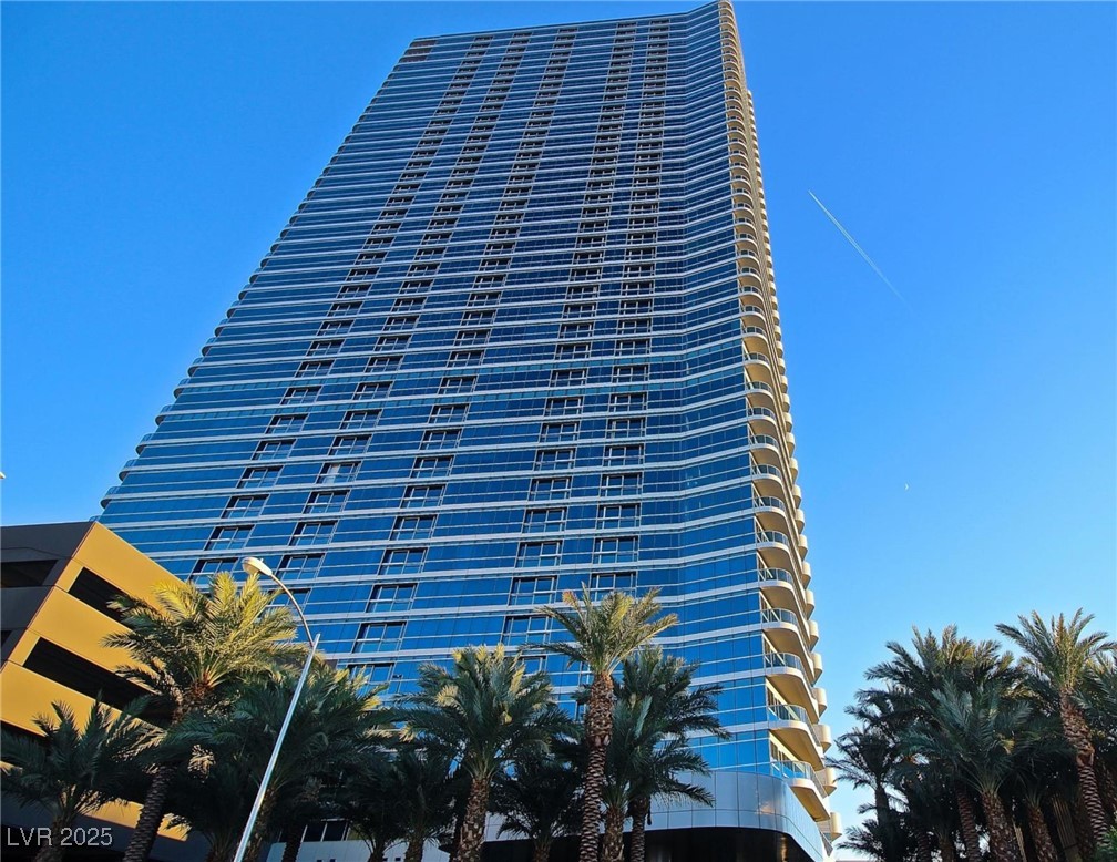 4471 Dean Martin Drive 1207