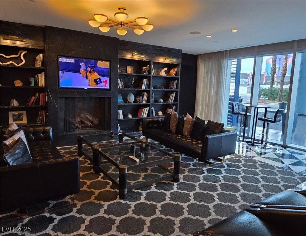 4471 Dean Martin Drive 1207