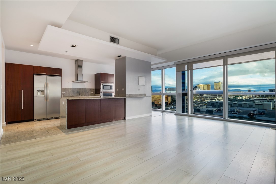 4471 Dean Martin Drive 1207