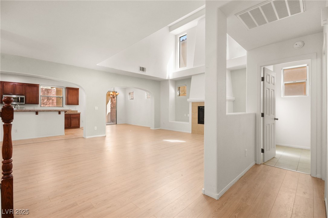 1640 Orange Daisy Place