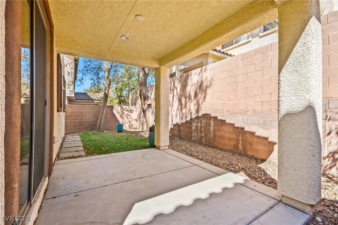 1640 Orange Daisy Place