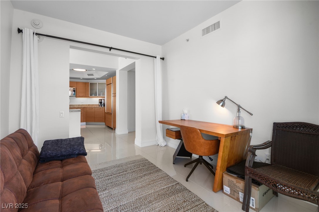 322 Karen Avenue 1507