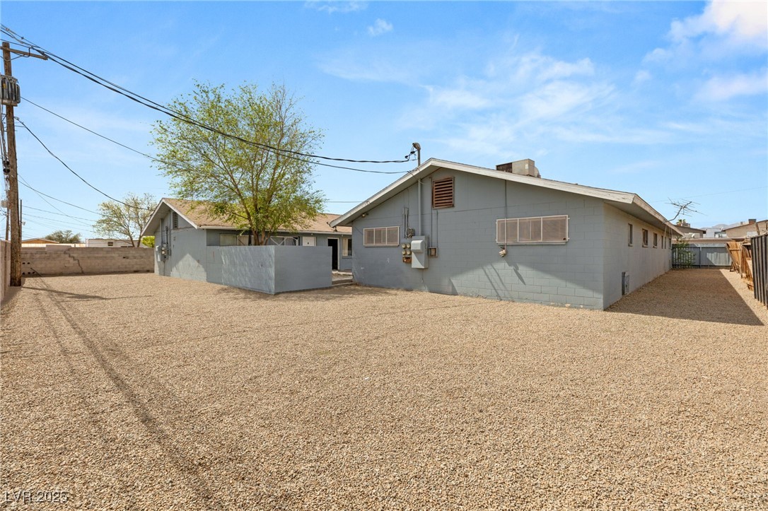 2424 Statz Street