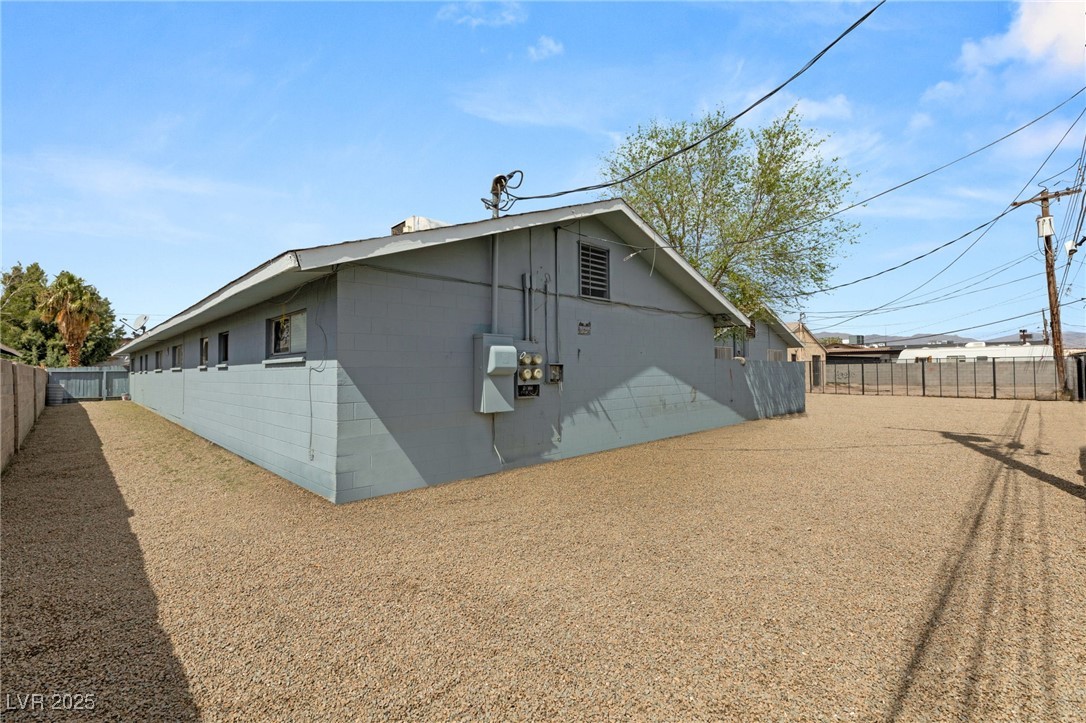 2424 Statz Street
