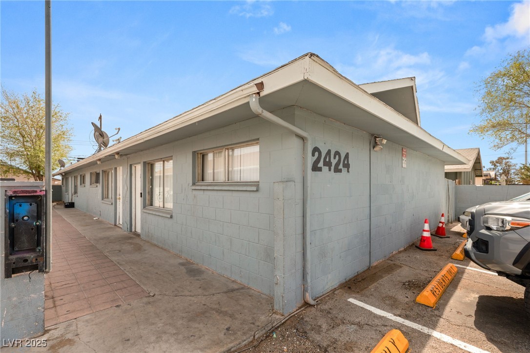 2424 Statz Street