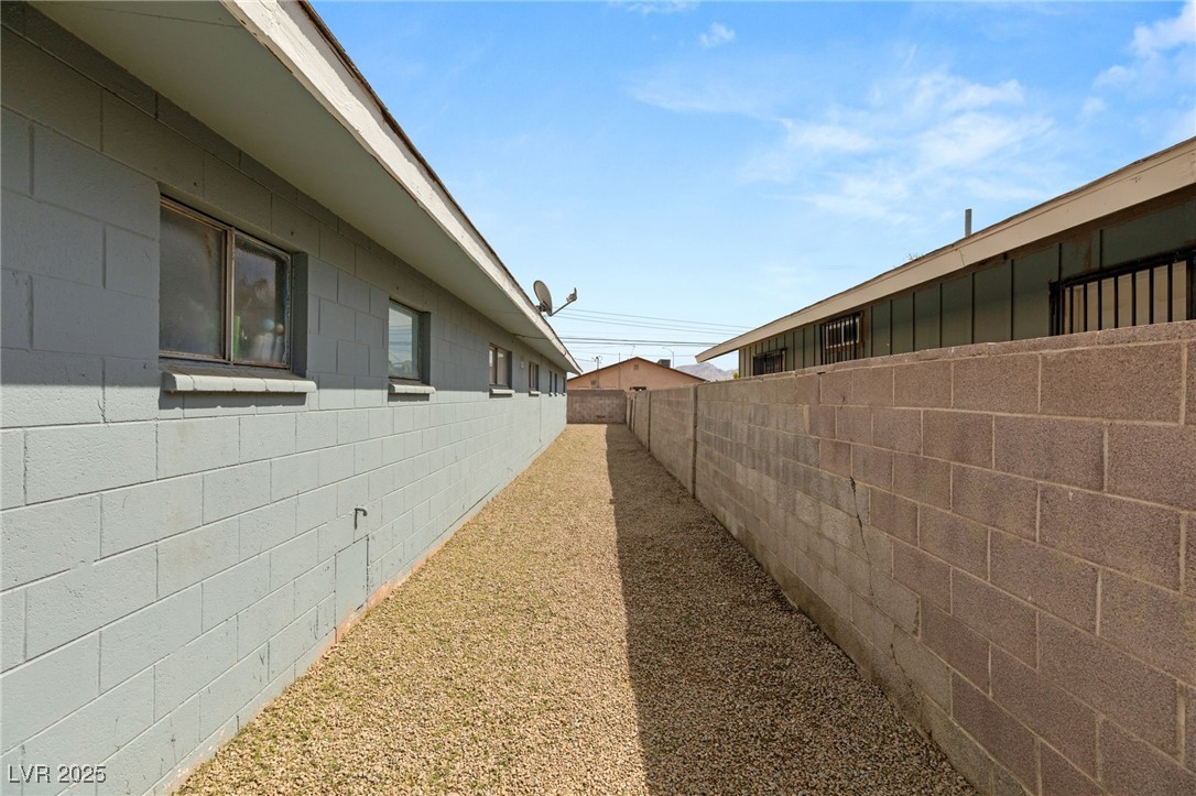 2424 Statz Street