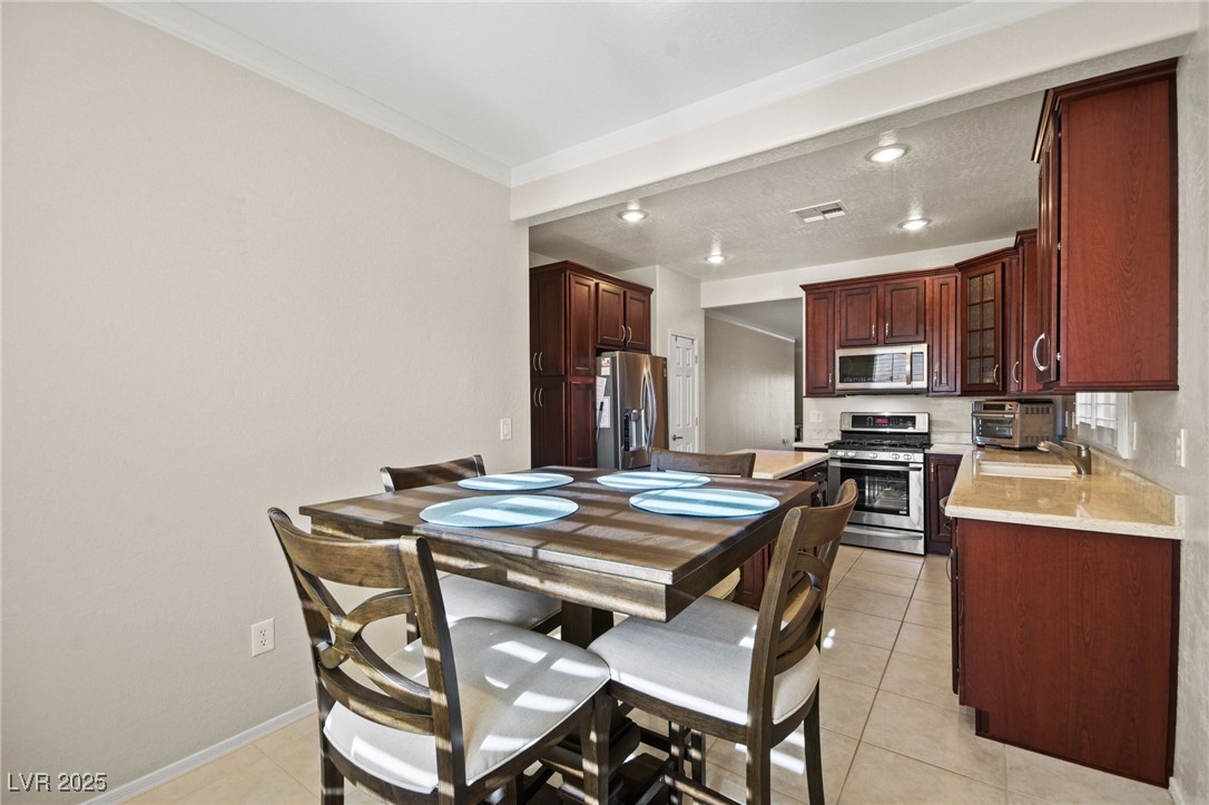 7904 Fantail Drive
