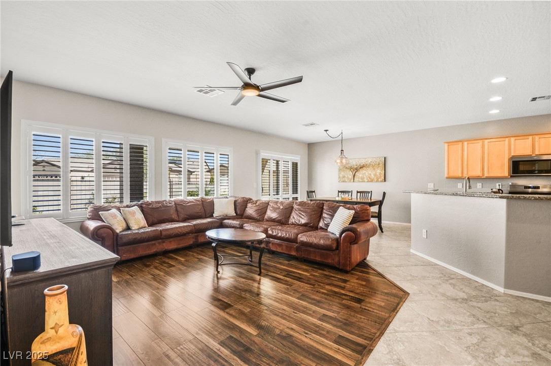 2104 Willow Wren Drive
