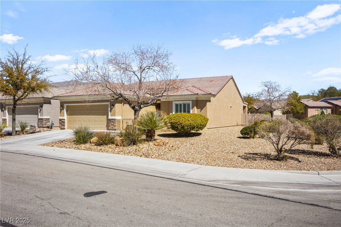 2104 Willow Wren Drive