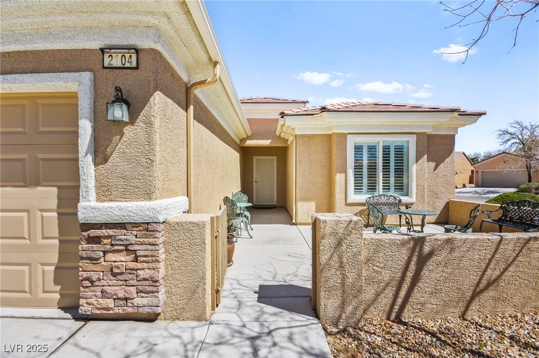 2104 Willow Wren Drive