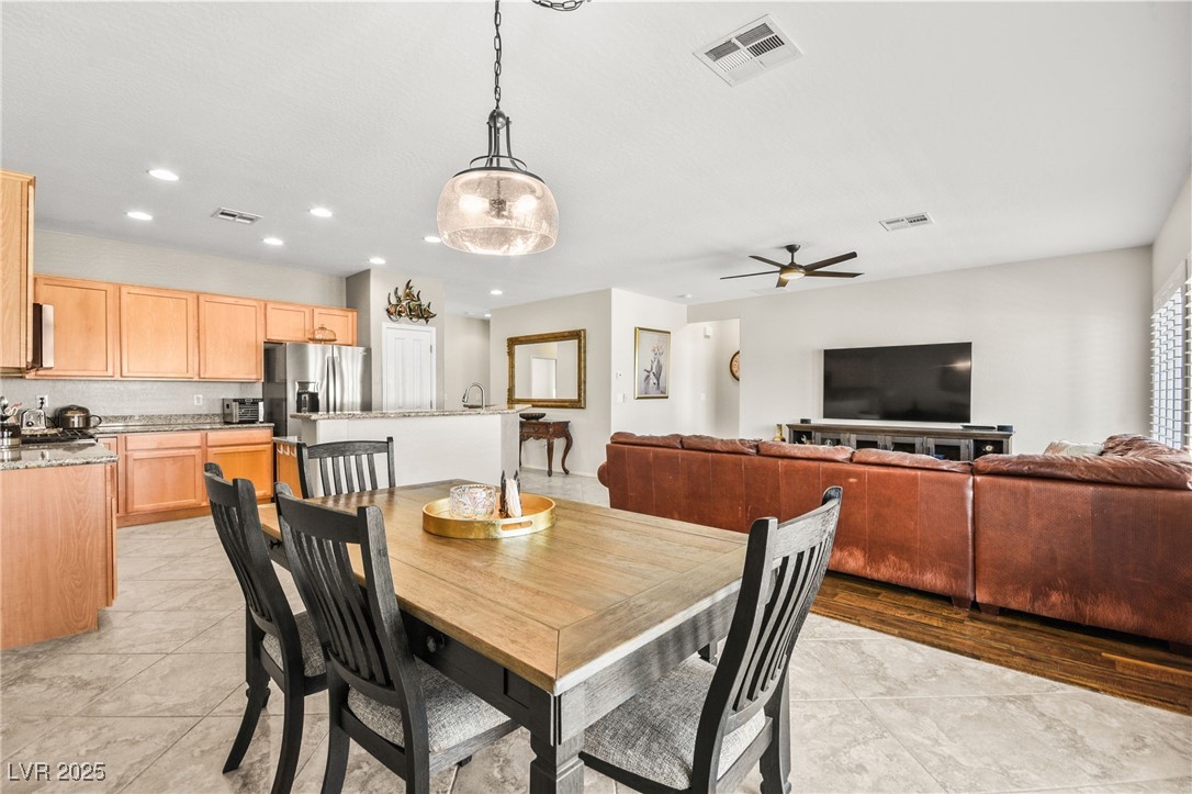 2104 Willow Wren Drive