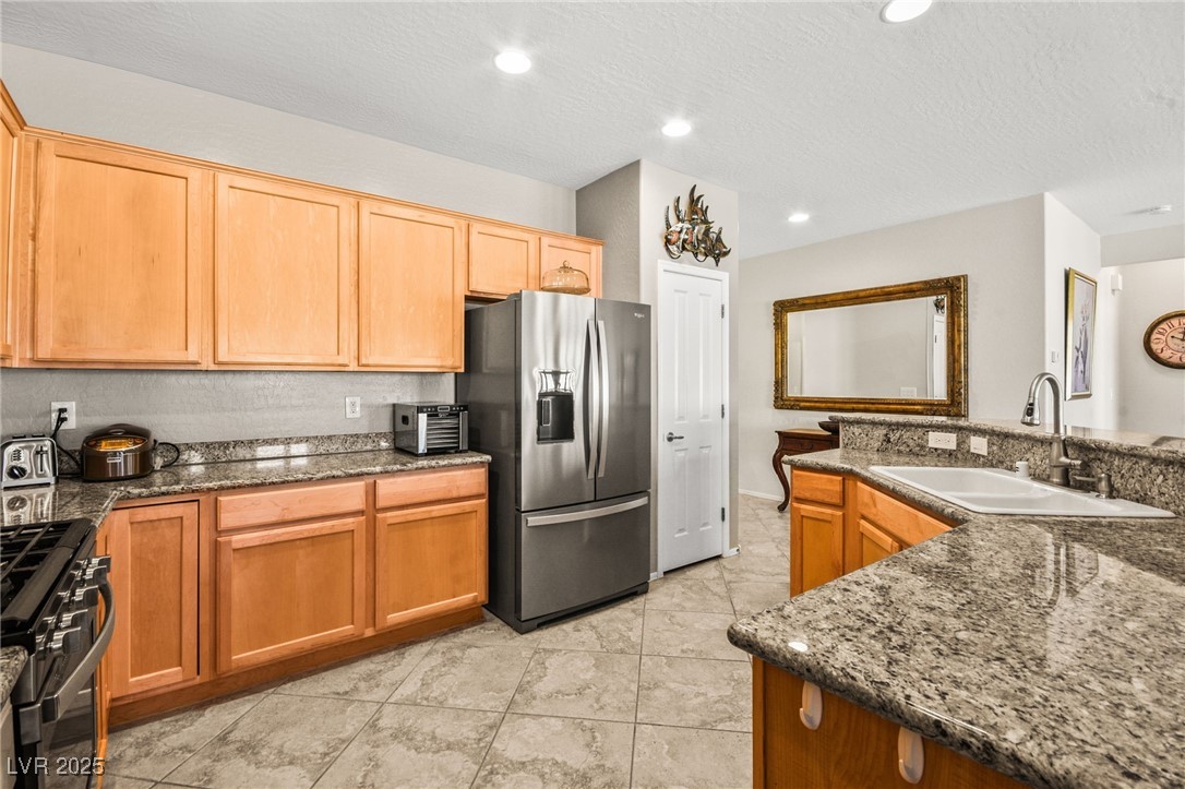 2104 Willow Wren Drive