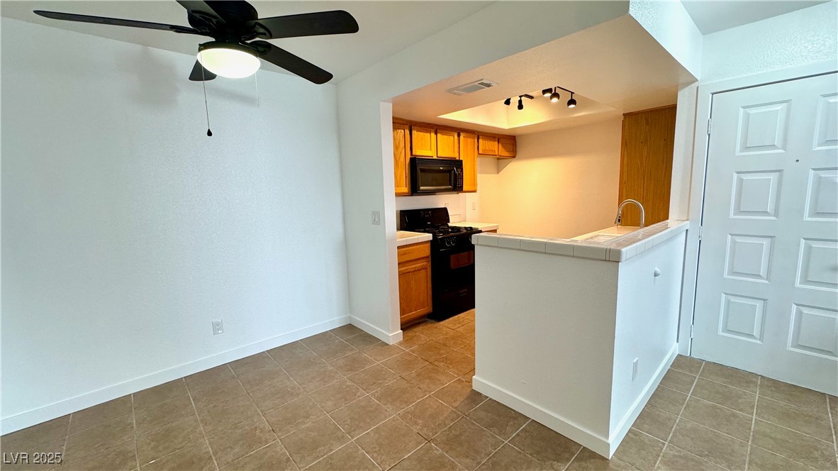 7100 Pirates Cove Road 1022