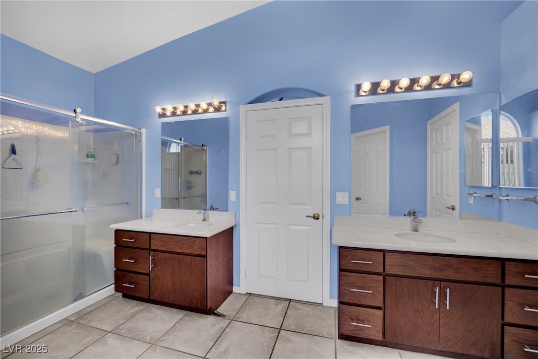 4322 Summers Shade Street