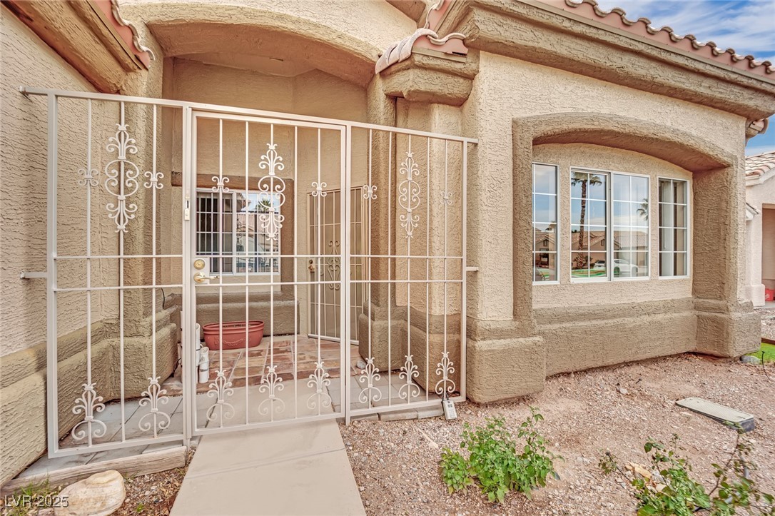 4322 Summers Shade Street