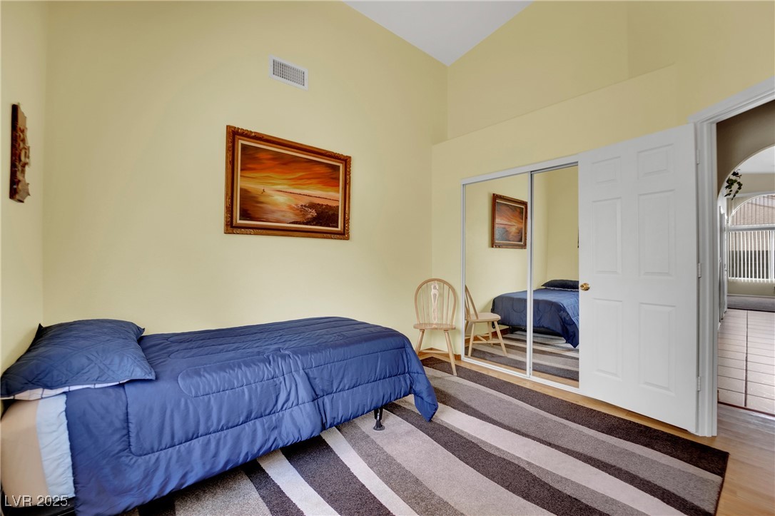 4322 Summers Shade Street