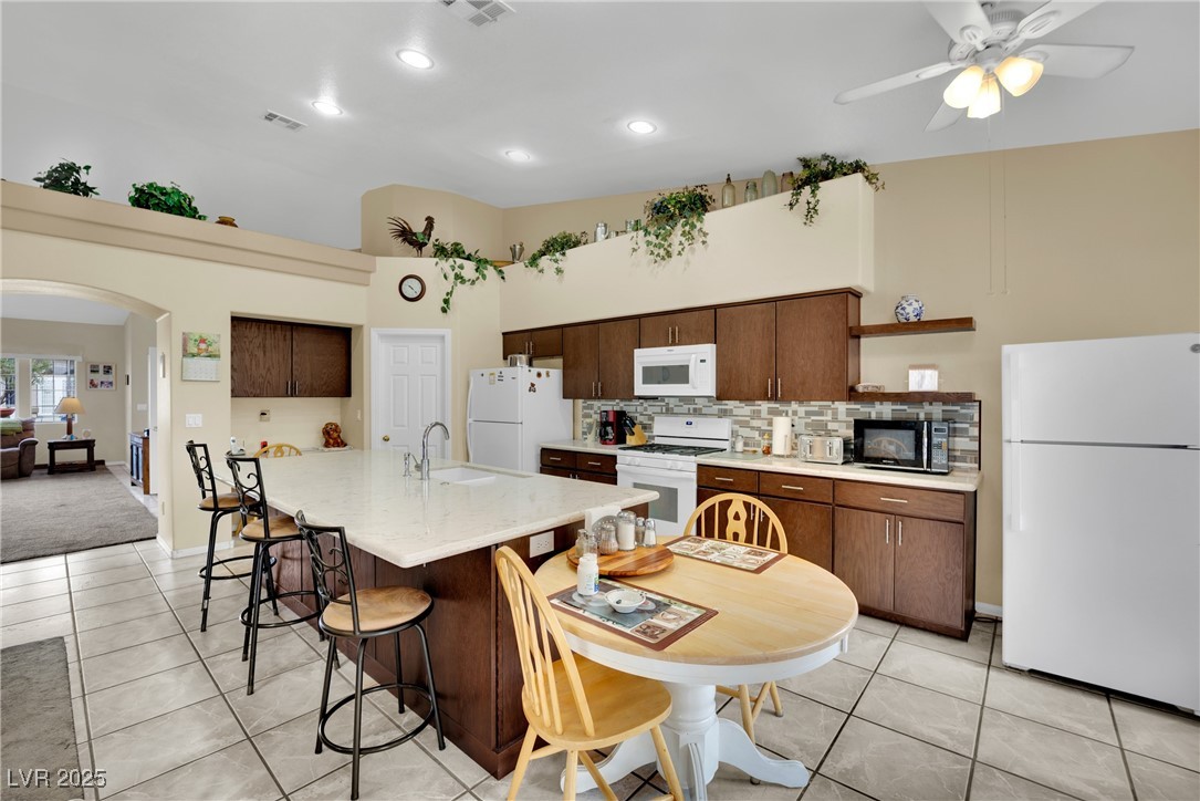 4322 Summers Shade Street