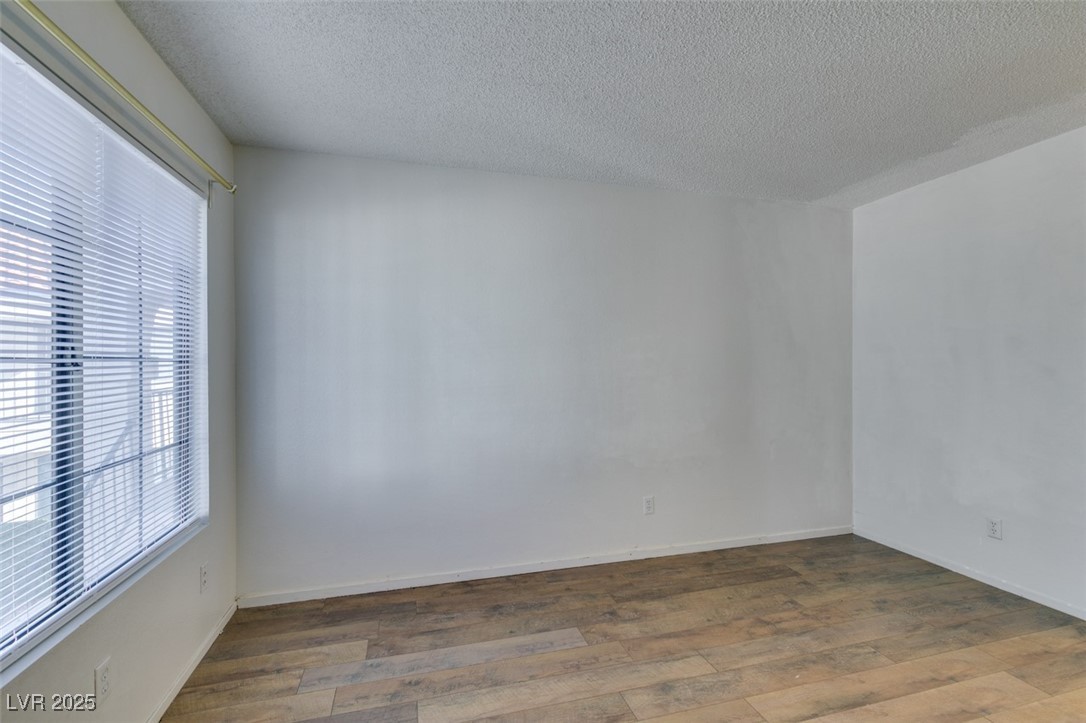 4866 Nara Vista Way 202