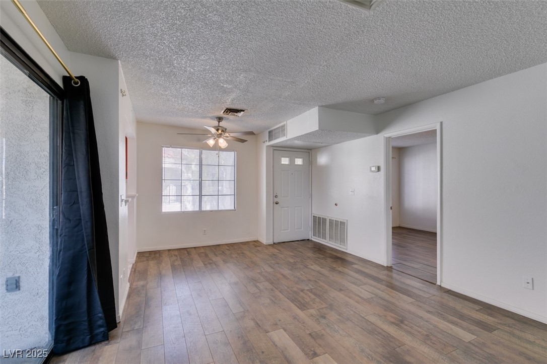 4866 Nara Vista Way 202