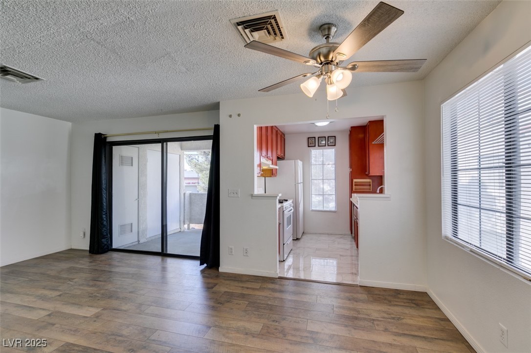 4866 Nara Vista Way 202