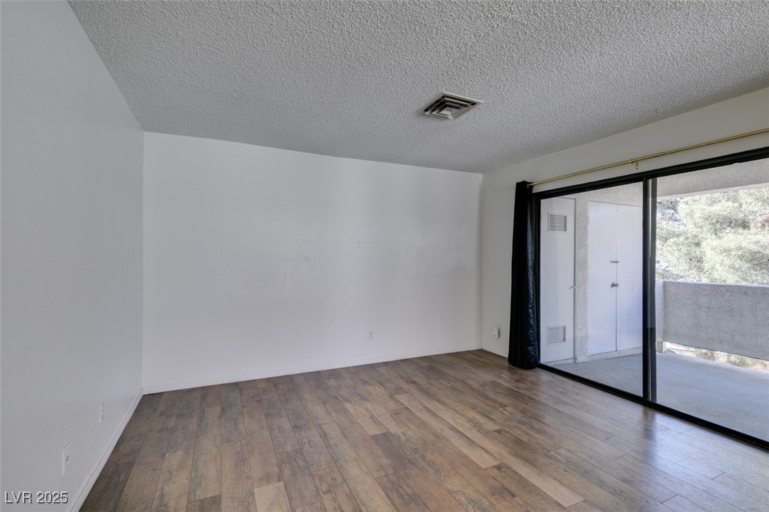 4866 Nara Vista Way 202