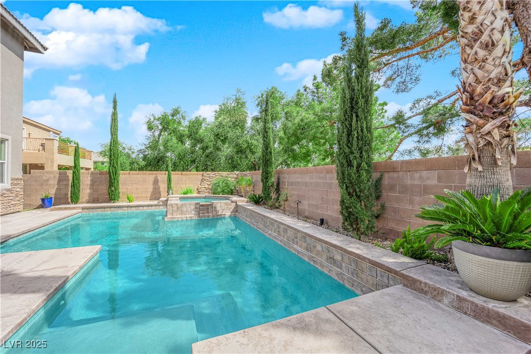 7715 Villa De La Paz Avenue