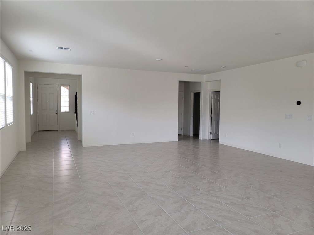 2772 Cava Tirreni Street