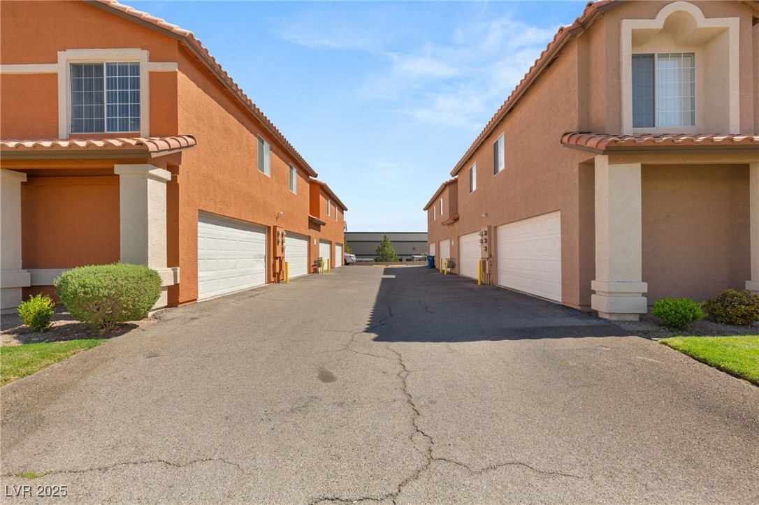 1108 Plantation Court