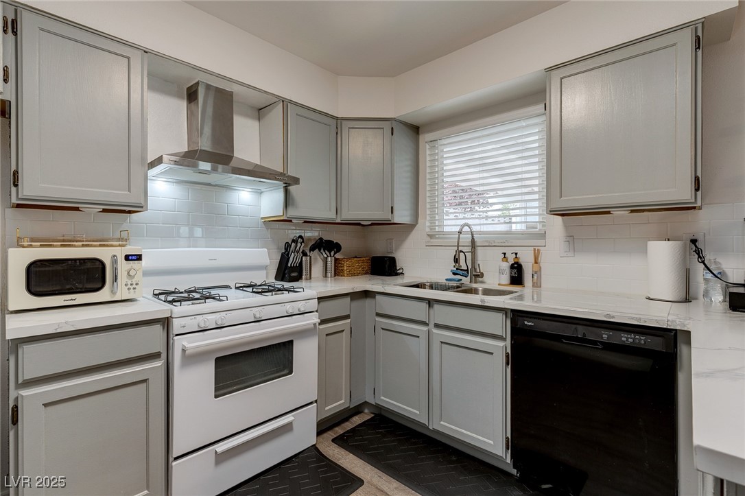 117 Saint Albans Court