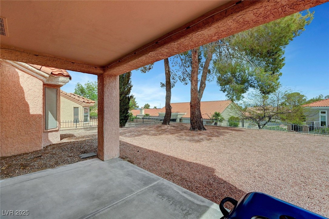 2820 Golf Links Drive