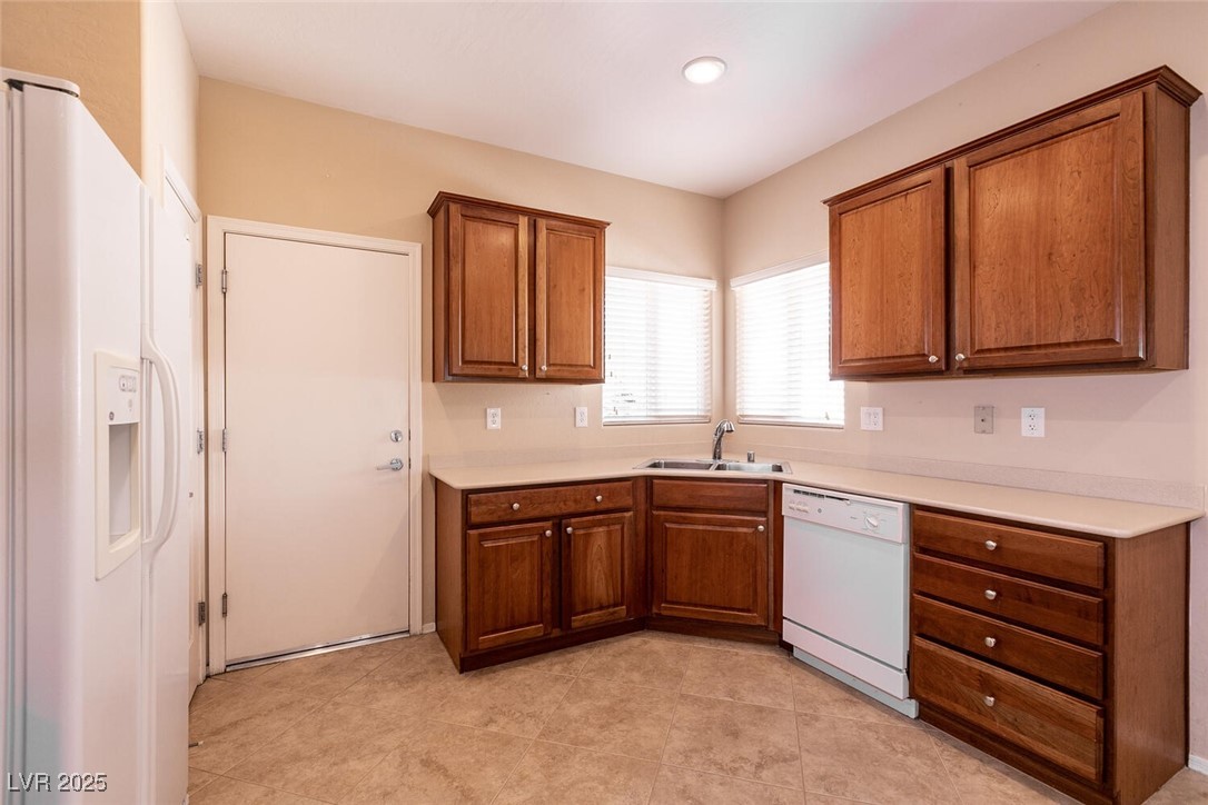 7824 Pine Warbler Way