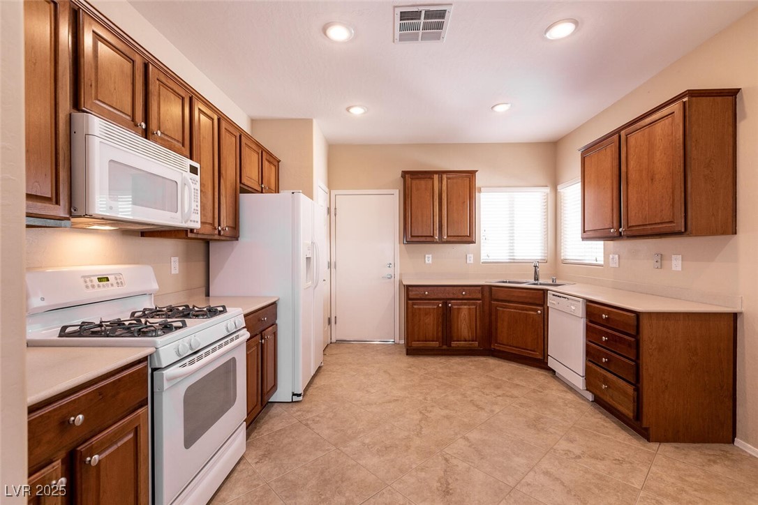 7824 Pine Warbler Way