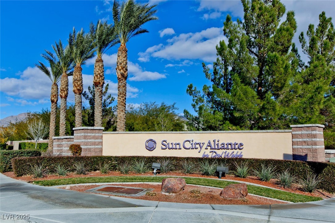7824 Pine Warbler Way