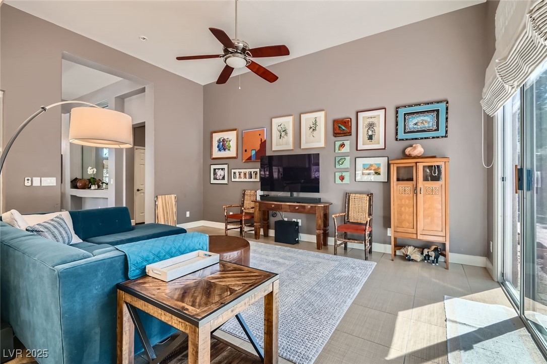 537 Tuscany View Street