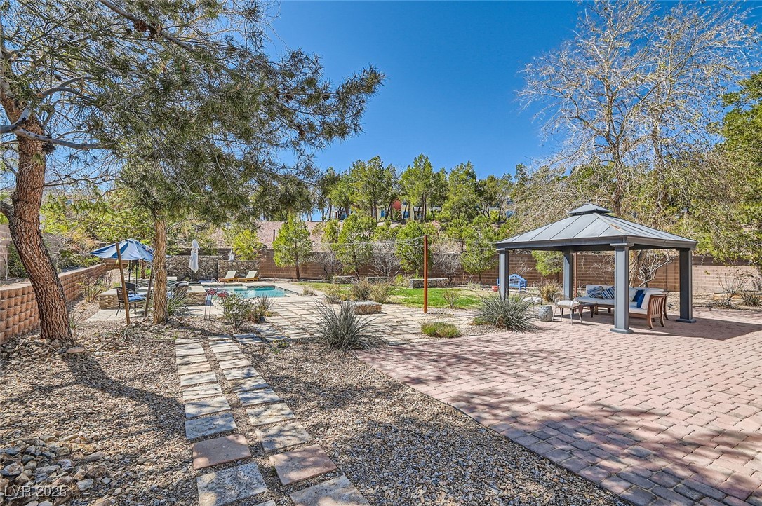 537 Tuscany View Street