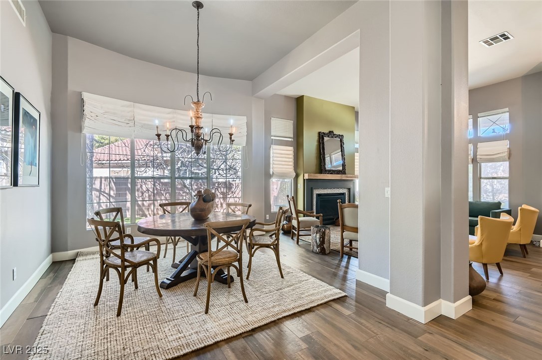 537 Tuscany View Street